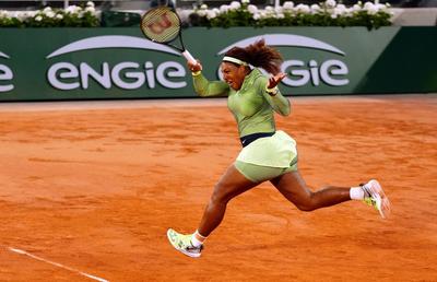 Serena Williams, echipament îndrăzneț la Paris! Costumul ales de americancă + mesajul de pe încălțăminte
