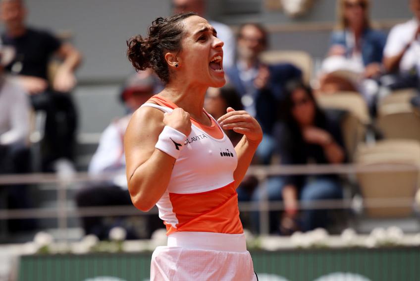 Martina Trevisan (28 de ani, 59 WTA), s-a calificat în semifinalele Roland Garros, după o bătălie plină de emoții cu Leylah Fernandez (19 ani, 18 WTA), scor 2-6, 7-6(3), 6-3.