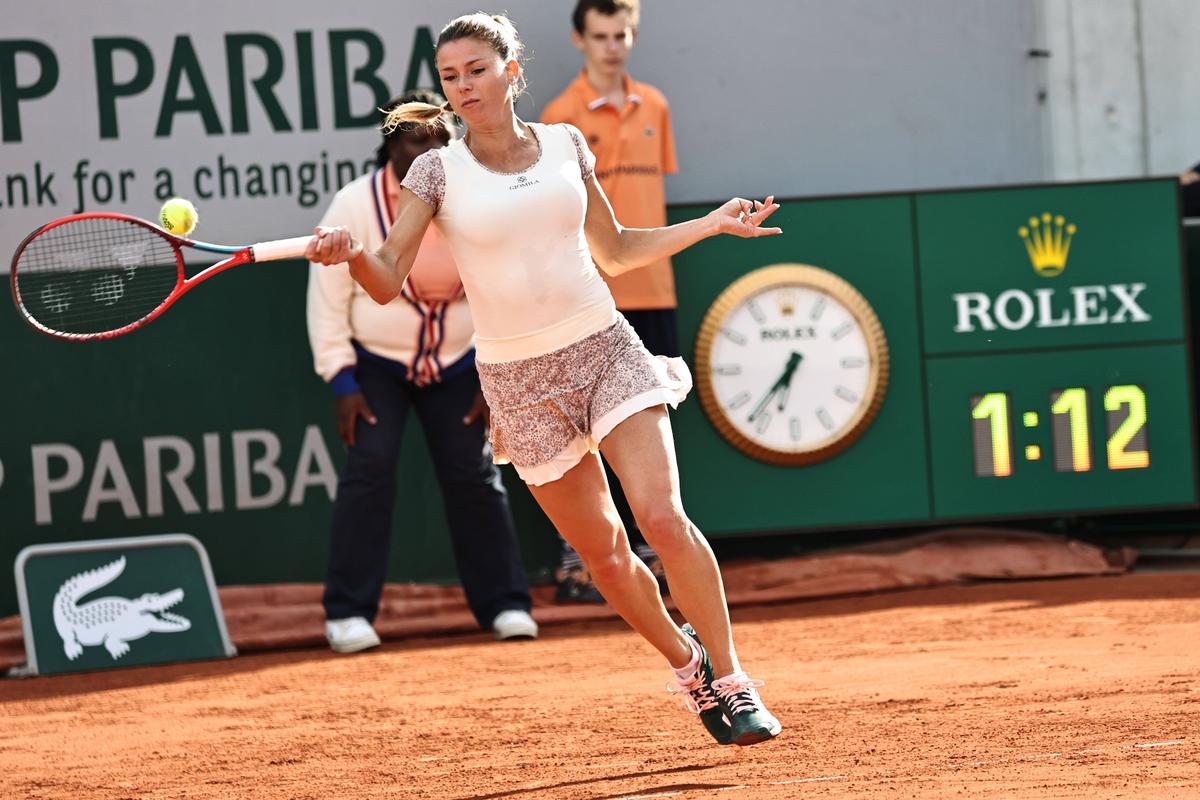 Camila Giorgi, probleme cu echipamentul la Roland Garros » Arbitrul a intervenit și i-a cerut să-l schimbe: „Nu am altceva”