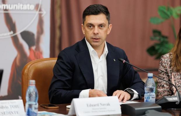 Răspunsul lui Eduard Novak după ce Lipă l-a ironizat: „Aveți în mine un admirator”