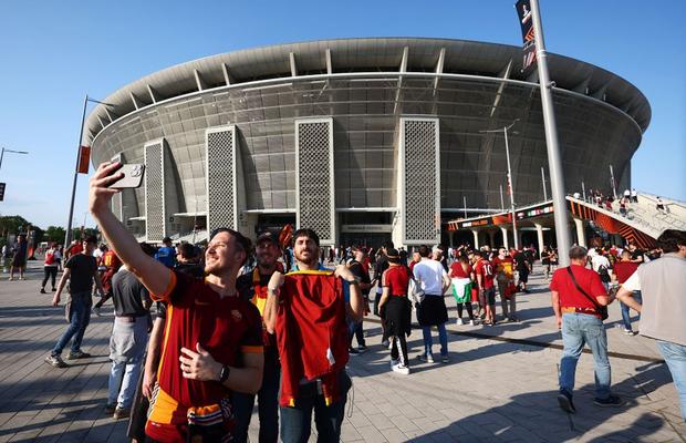 Un patron din Liga 1, prezent la finala Europa League: „Am venit să văd 3 jucători de la Sevilla și 3 de la Roma” 