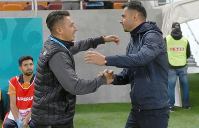 Doi foști antrenori de la FCSB, pe lista clubului din SuperLigă