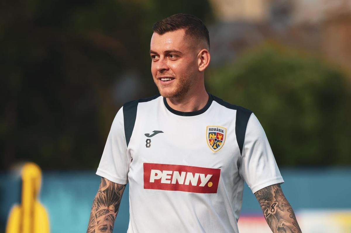 Imagini de la antrenamentul naționalei. Andrei Rațiu, albastru în cap înainte de Euro 2024