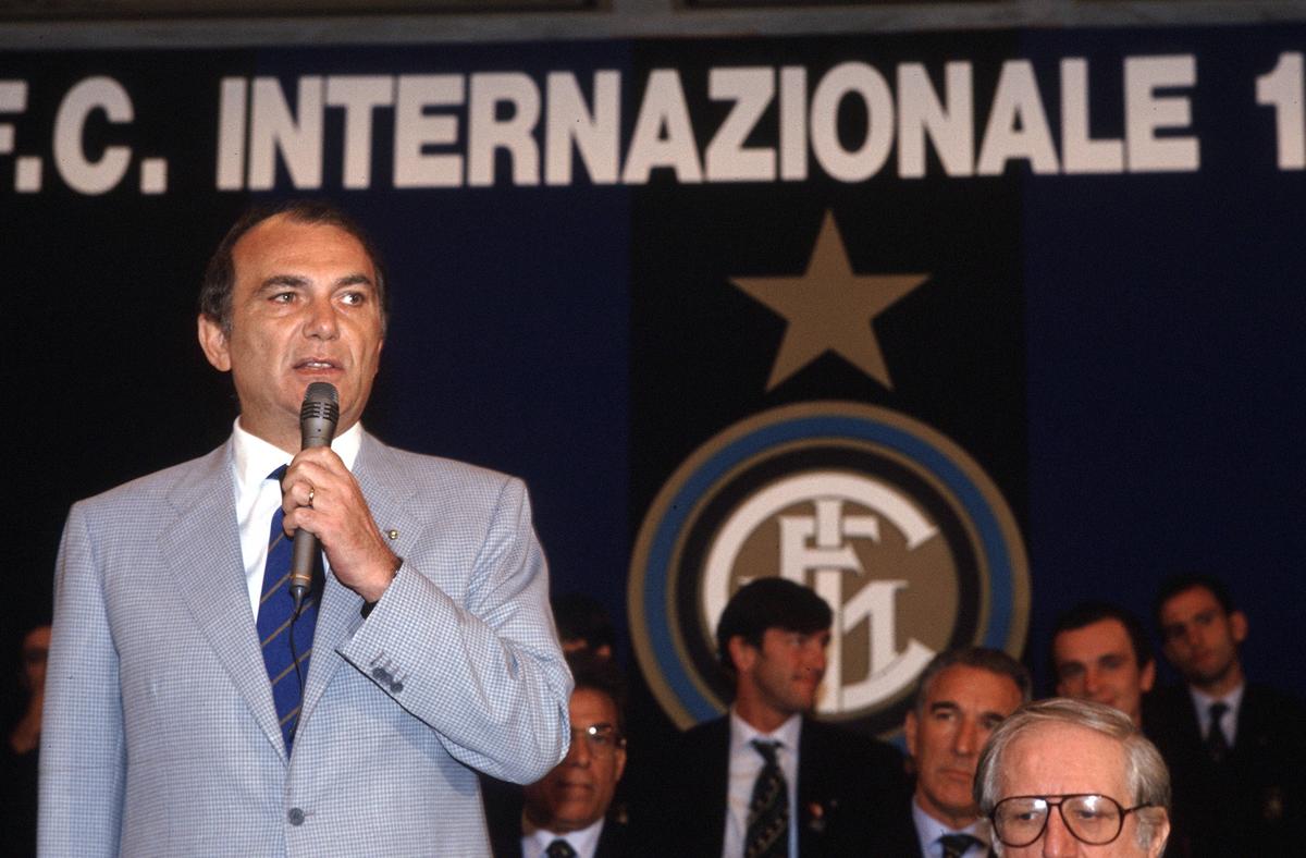 Veste tristă înainte de PSG - Inter: un nume de legendă s-a stins chiar în ziua marii finale » Fotbaliștii vor purta banderole negre diseară