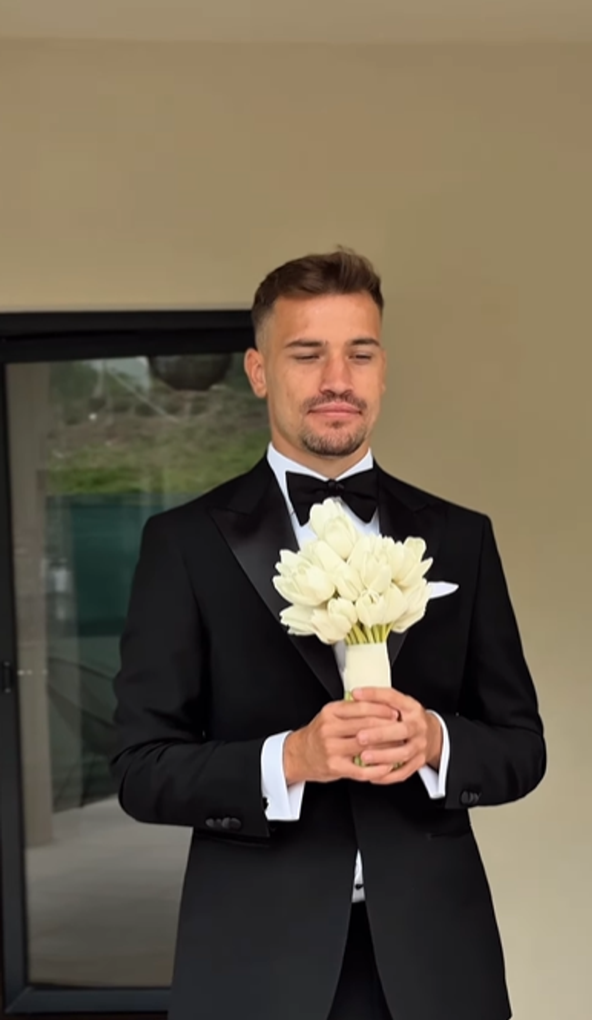 Primele imagini de la nunta anului la FCSB: cum a apărut jucătorul campioanei în cea mai importantă zi din viața lui