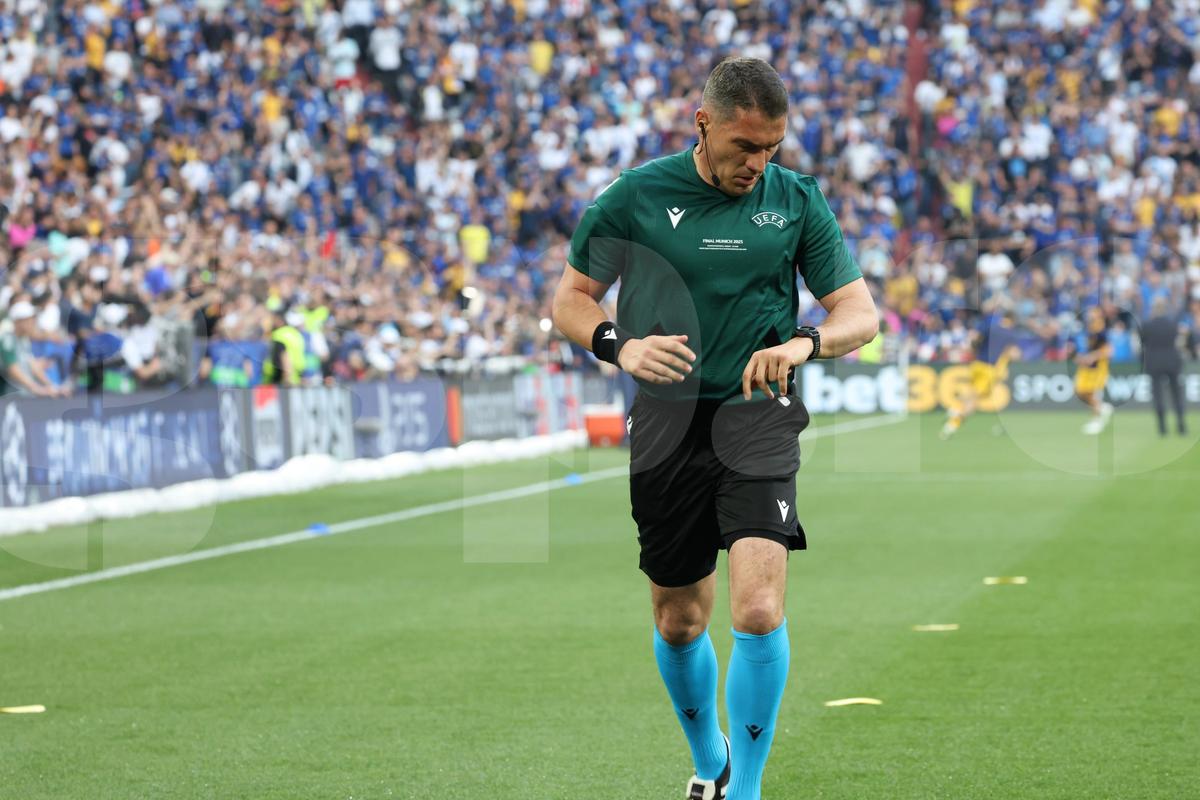 Istvan Kovacs, în PSG - Inter