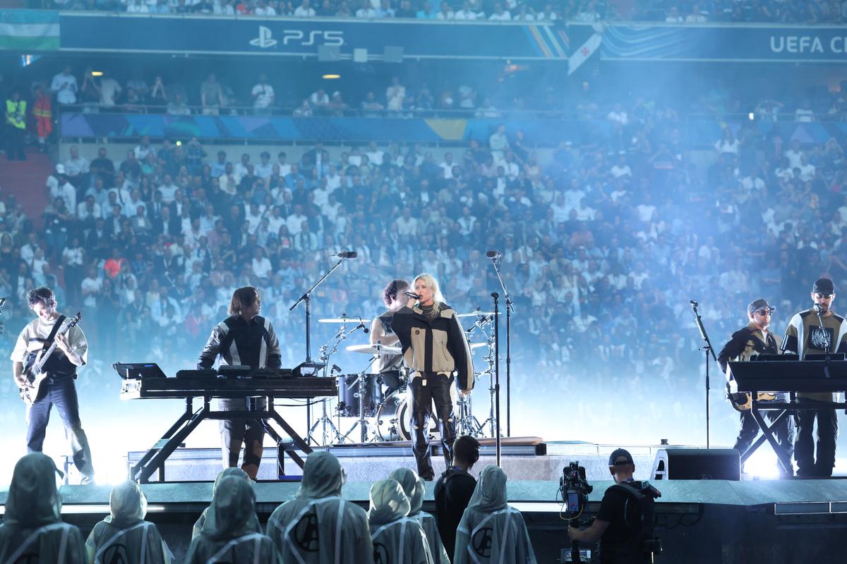 Show grandios cu flăcări și lumini speciale! Linkin Park și David Garrett au concertat în deschiderea finalei Ligii Campionilor