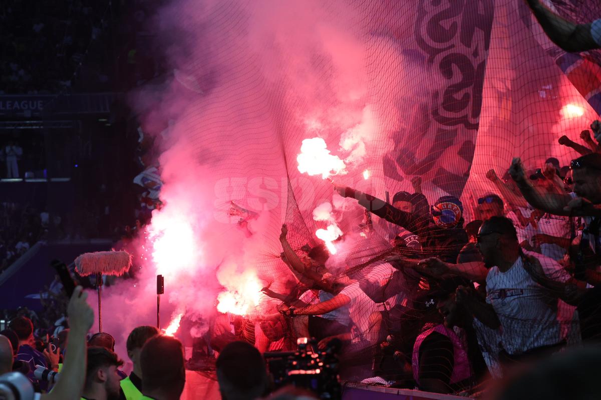 Imaginile pe care UEFA le-ar vrea interzise! PSG show cu torțe