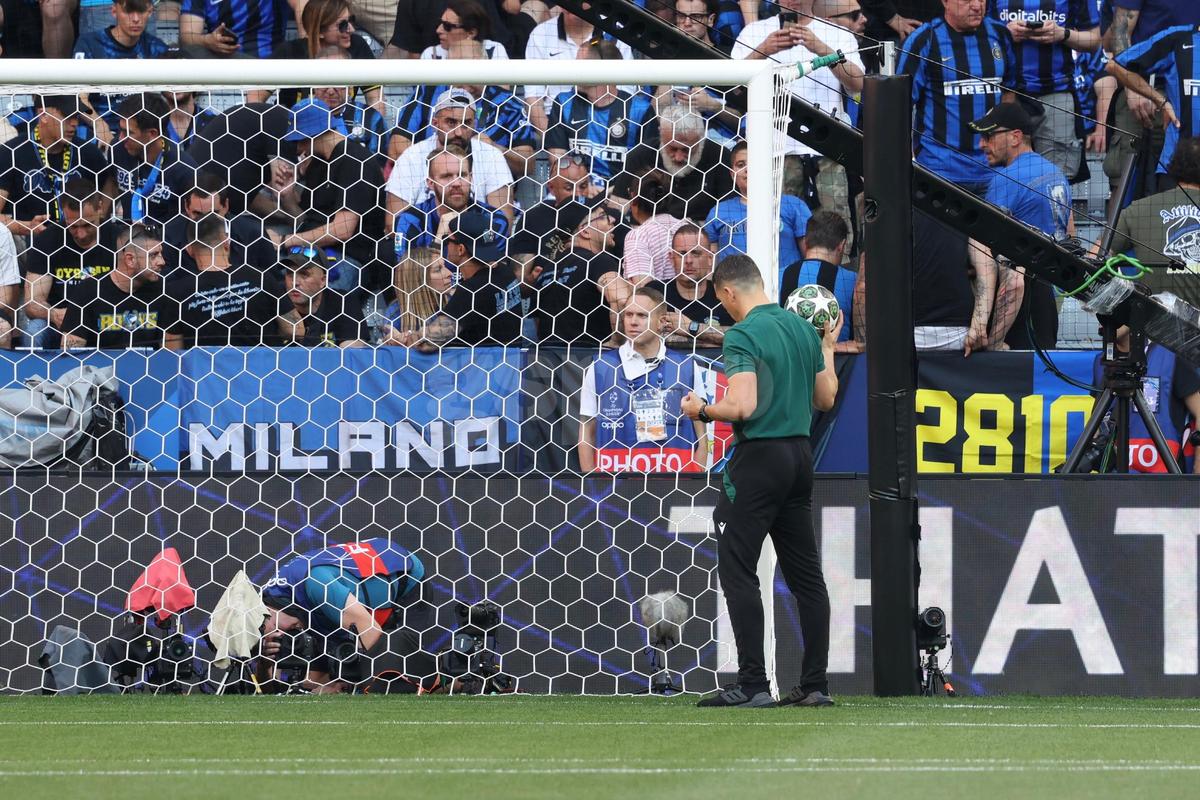 IMAGINI MEMORABILE cu Istvan Kovacs pe Allianz Arena! Rugăciune înainte de marea finală