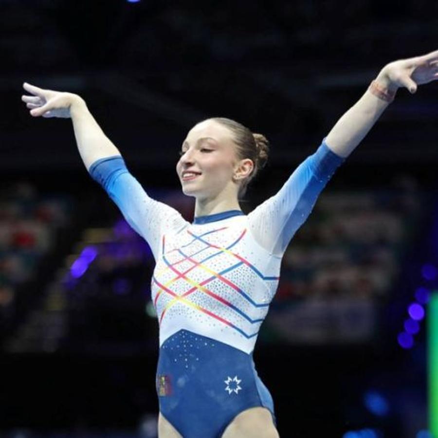 În timp ce concurează în echipa Universității Stanford în campionatul universitar american, Ana Bărbosu se confruntă cu o anchetă pentru încălcarea Codului Mondial Antidoping Onorariu amețitor pentru avocatul Anei Bărbosu în ancheta de doping! + Cine achită banii și ce șanse are gimnasta româncă să scape de dosar