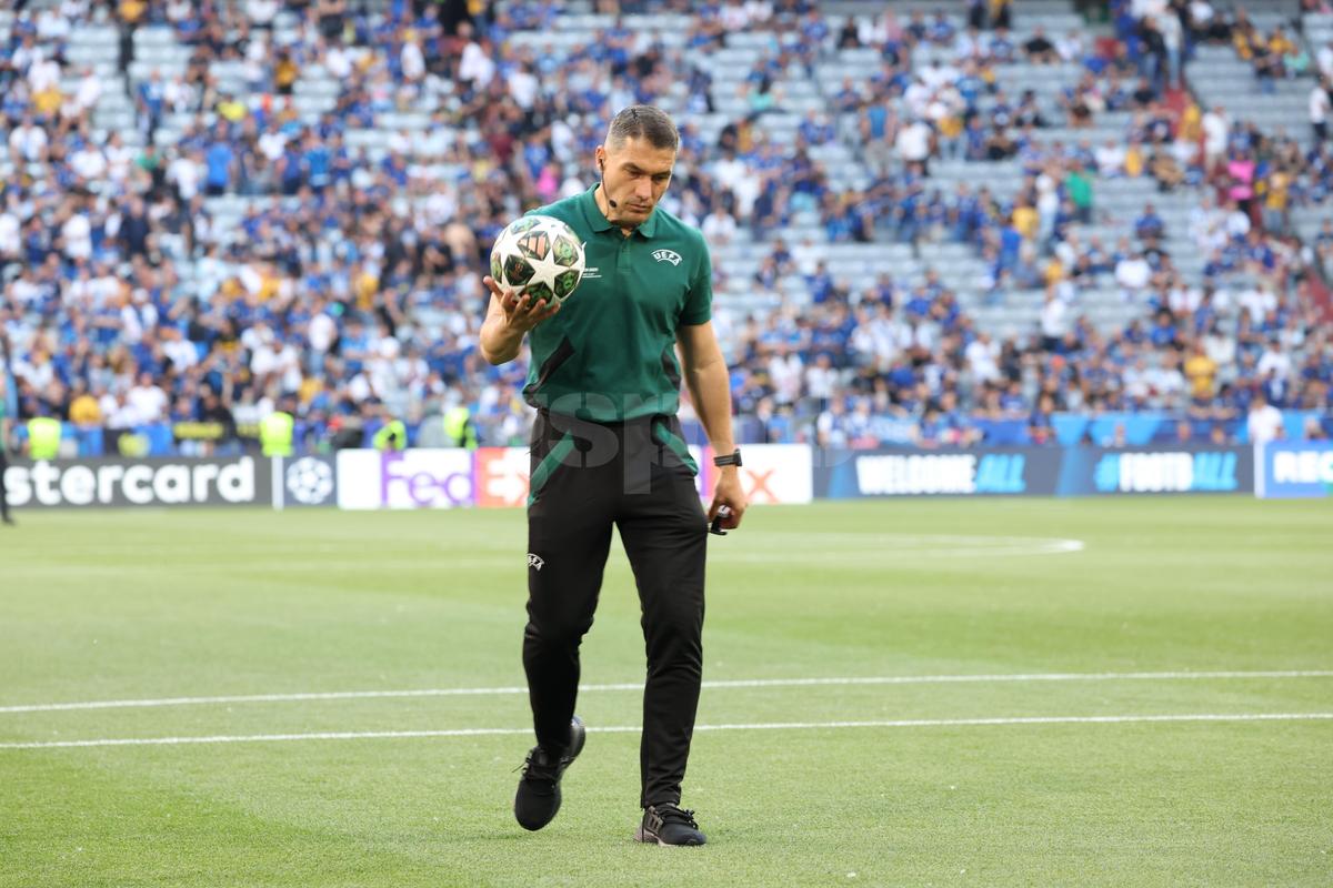 IMAGINI MEMORABILE cu Istvan Kovacs pe Allianz Arena! Rugăciune înainte de marea finală
