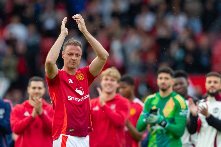 Jonny Evans / foto: Imago Triplul campion în Premier League se retrage la 37 de ani