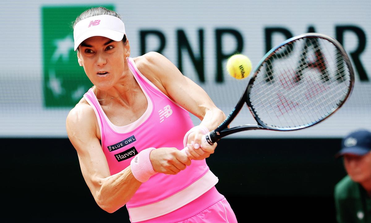 CE VICTORIE! Formidabila Sorana Cîrstea este în sferturi la Roland Garros! Și-a dominat adversara din China și a egalat cea mai bună performanță din carieră!