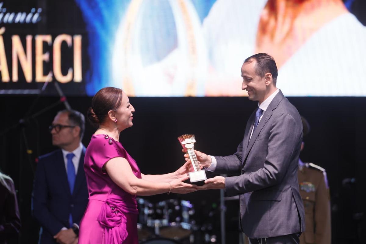 Nadia, gala de la Onești