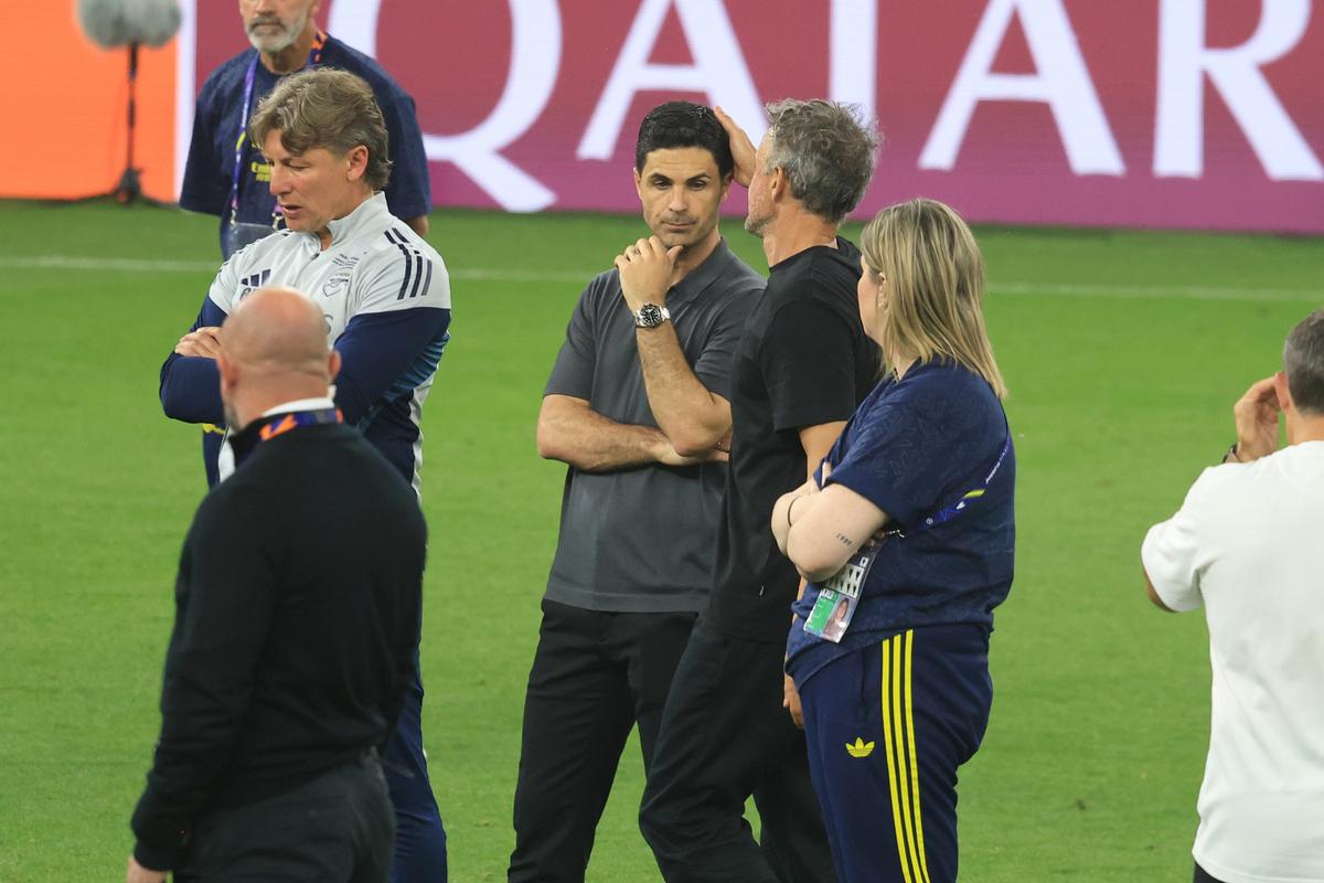 Cele mai tari 50 de cadre surprinse de GSP după PSG - Arsenal » Luis Enrique l-a imitat pe Chivu, uluitor ce a făcut miliardarul qatarez pe teren