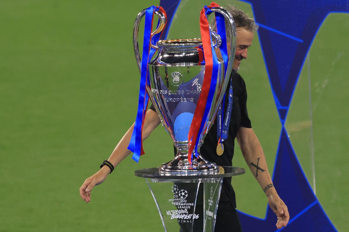 Cele mai tari 50 de cadre surprinse de GSP după PSG - Arsenal » Luis Enrique l-a imitat pe Chivu, uluitor ce a făcut miliardarul qatarez pe teren