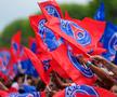 Fotbaliștii lui PSG au sărbătorit cucerirea Ligii Campionilor alături de suporteri