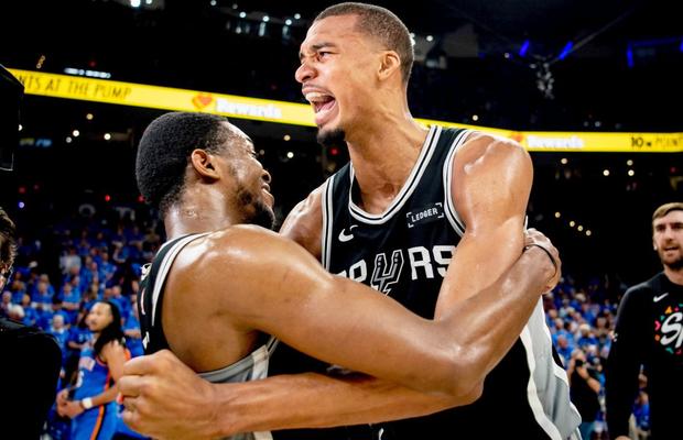 NBA va avea o nouă campioană! Wembanyama a produs surpriza și a început să plângă în brațele coechipierilor