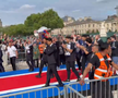 Fotbaliștii lui PSG au sărbătorit cucerirea Ligii Campionilor alături de suporteri