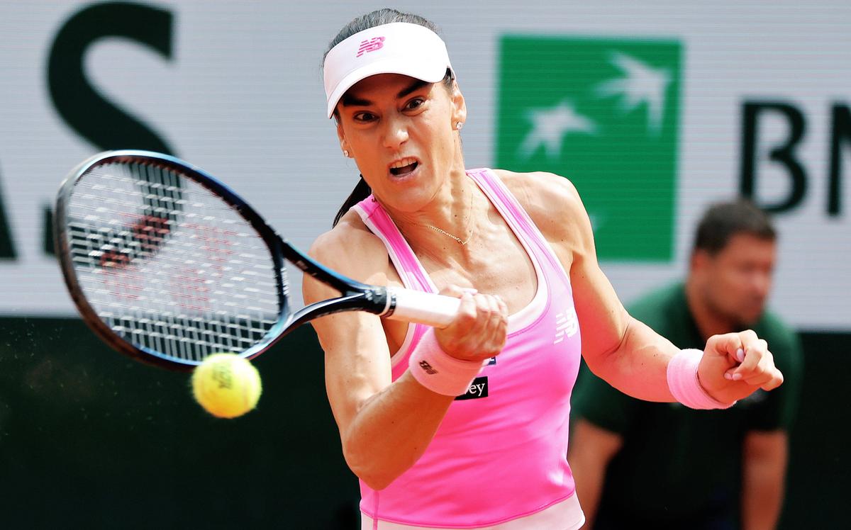 CE VICTORIE! Formidabila Sorana Cîrstea este în sferturi la Roland Garros! Și-a dominat adversara din China și a egalat cea mai bună performanță din carieră!