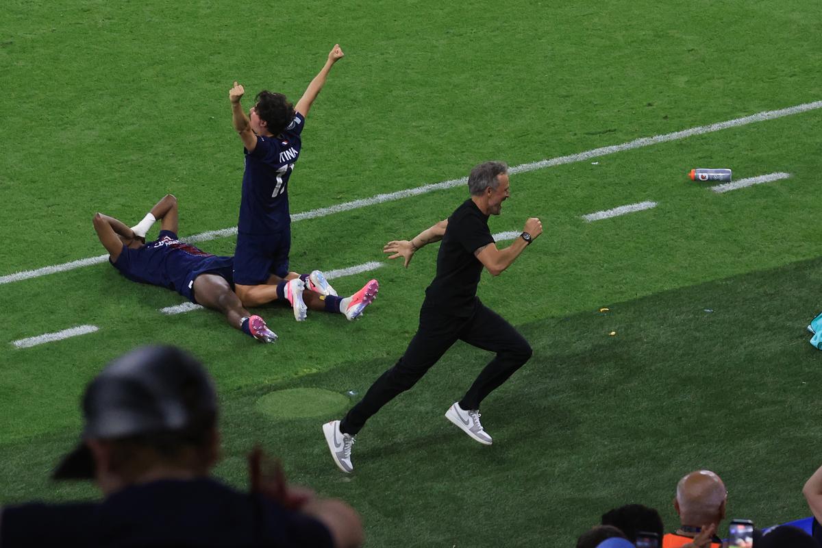 Imagini de la finalul meciului PSG - Arsenal