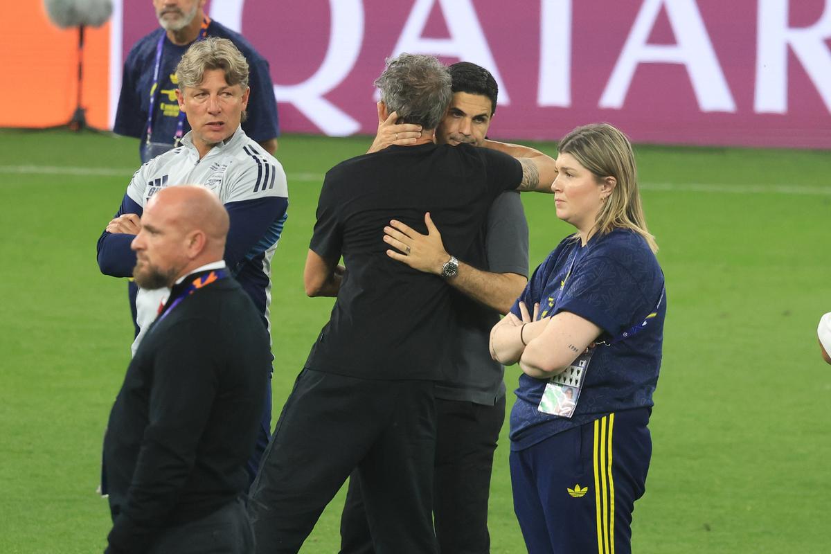 Cele mai tari 50 de cadre surprinse de GSP după PSG - Arsenal » Luis Enrique l-a imitat pe Chivu, uluitor ce a făcut miliardarul qatarez pe teren