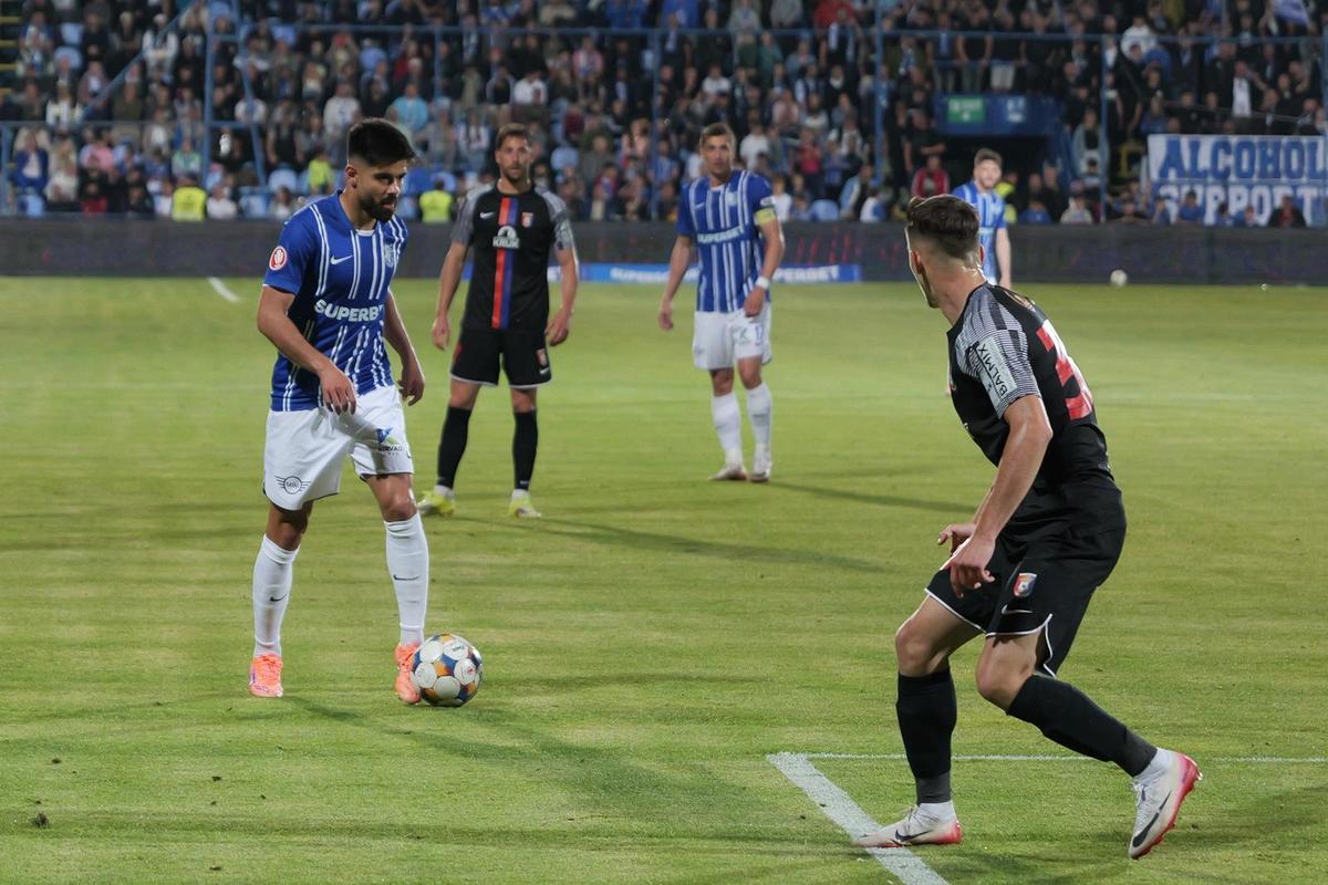Farul se menține chinuitor în Superliga! Chindia a clacat lamentabil la loviturile de departajare