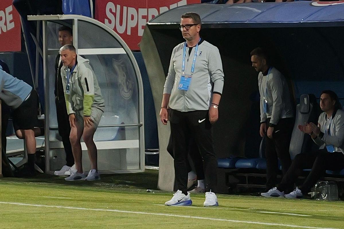 Farul se menține chinuitor în Superliga! Chindia a clacat lamentabil la loviturile de departajare