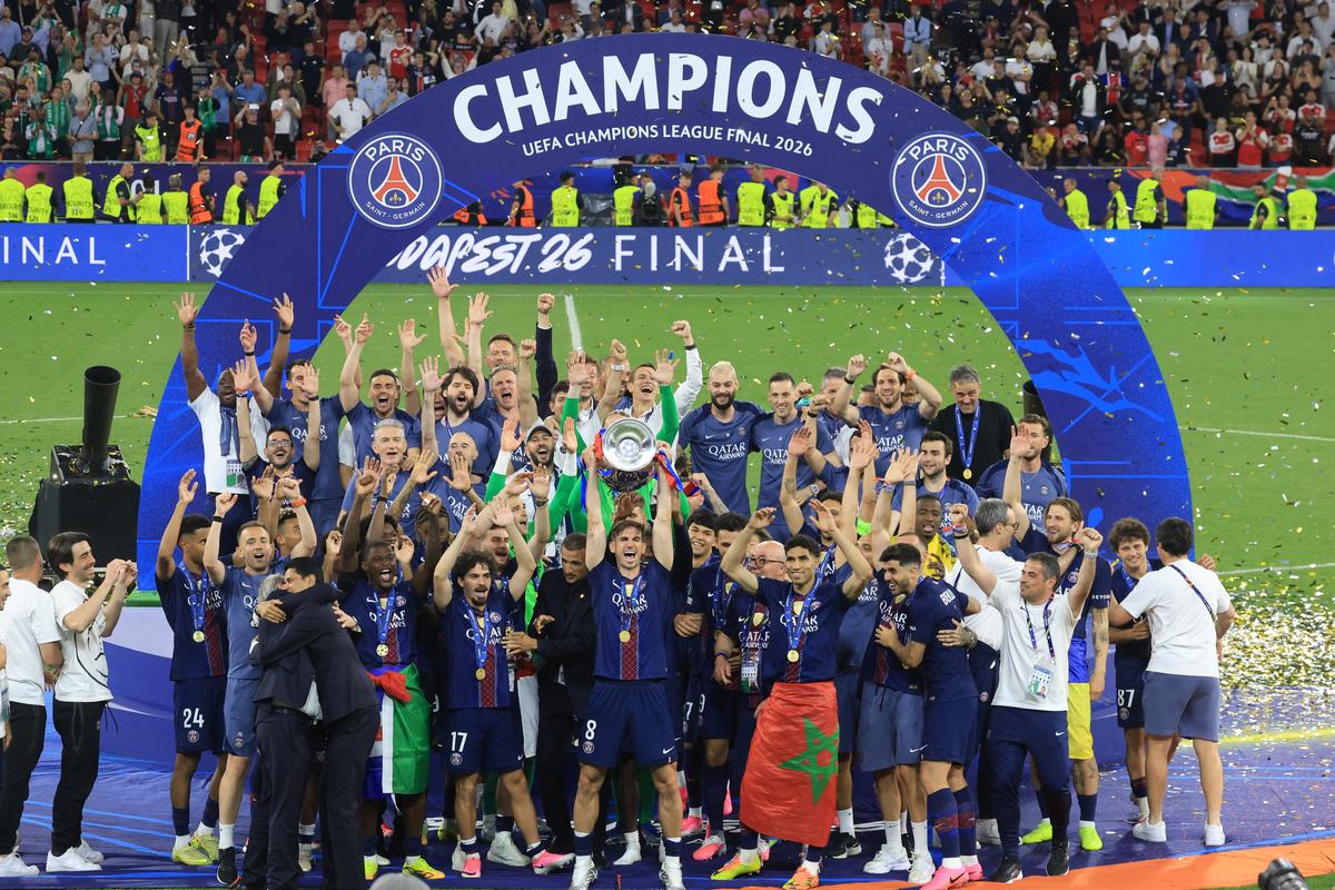 Cele mai tari 50 de cadre surprinse de GSP după PSG - Arsenal » Luis Enrique l-a imitat pe Chivu, uluitor ce a făcut miliardarul qatarez pe teren