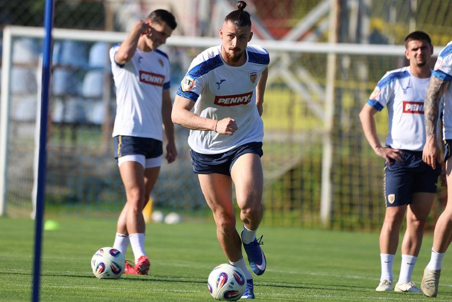 Hagi schimbă România » Ce pregătește „Regele” la meciul cu Georgia, primul din noul mandat