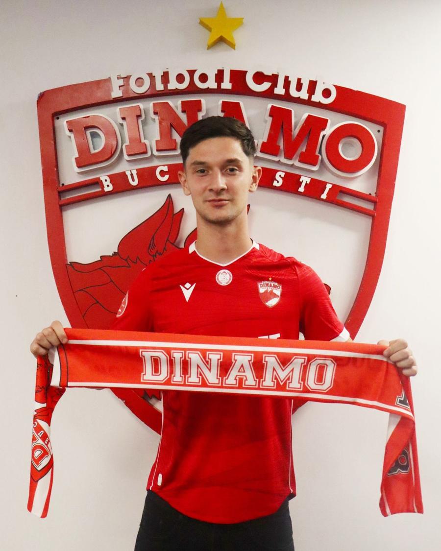 Valentin Dumitrache a semnat în 2024 cu Dinamo, dar nu a apucat să debuteze în alb-roșu Atacantul lui Dinamo semnează cu altă echipă din România