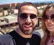 Încă un jucător de la Real Madrid va deveni tată! Soția lui e spectaculoasă și are o soră geamănă identică, măritată și ea cu un fotbalist