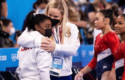 Ce înseamnă, de fapt, problemele de sănătate mintală acuzate de Simone Biles: definiția înfiorătoare a „tremuriciului”