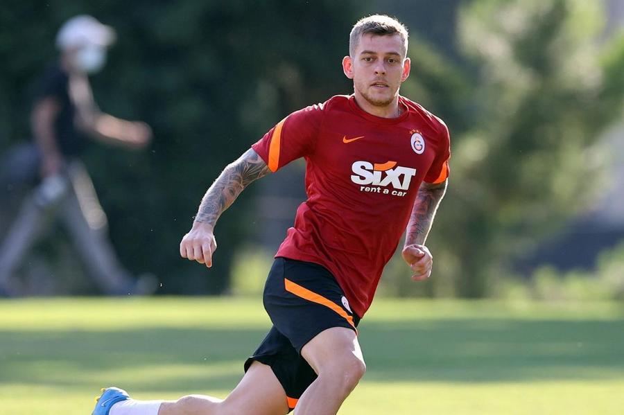 Alexandru Cicâldău, Galatasaray // foto: Facebook @ Galatasaray Fatih Terim l-a comparat pe Alex Cicâldău cu un campion european italian