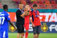 Moment special la FCSB - FCU Craiova: „Alex e nevăzător și vine la TOATE meciurile, SINGUR, cu trenul”