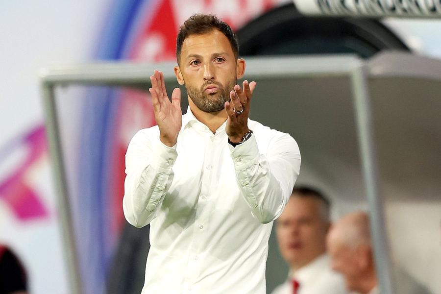 Domenico Tedesco, antrenor RB Leipzig // Foto: Getty Images Bayern și-a impresionat ultimul adversar: „Asta e o adevărată nebunie! Săgețile lor vin de peste tot”