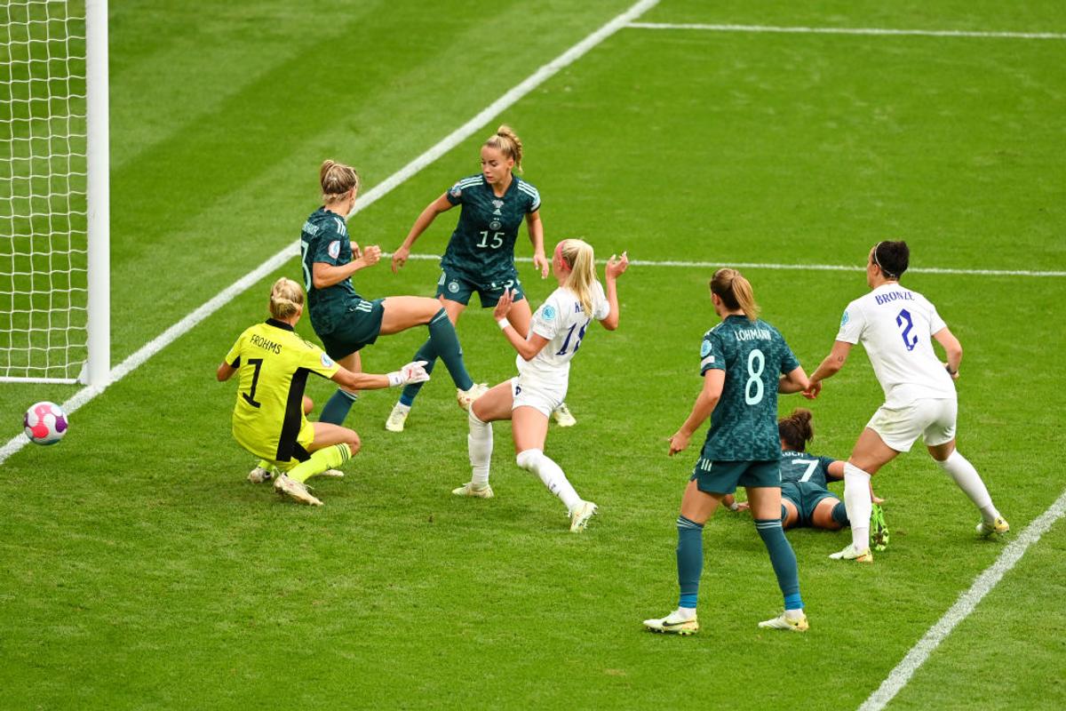 Anglia a cucerit primul titlu european din istorie! Peste 88.000 de spectatori la finala de pe Wembley