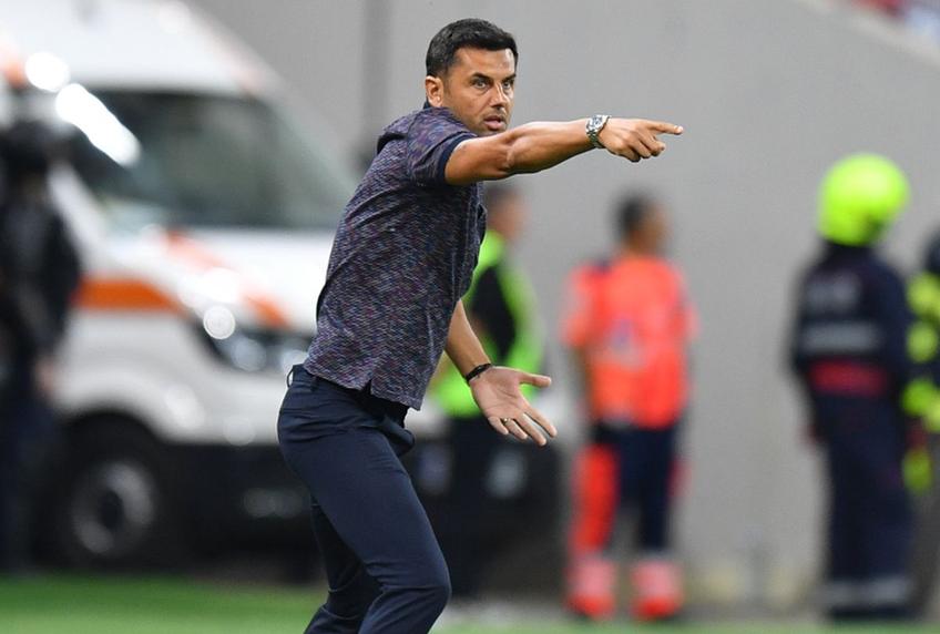 FCSB - FCU Craiova 1-1 | Nicolae Dică, antrenorul roș-albaștrilor, a remarcat la final diferența dintre cele două reprize.