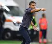 FCSB - FCU Craiova 1-1 | Nicolae Dică, antrenorul roș-albaștrilor, a remarcat la final diferența dintre cele două reprize.