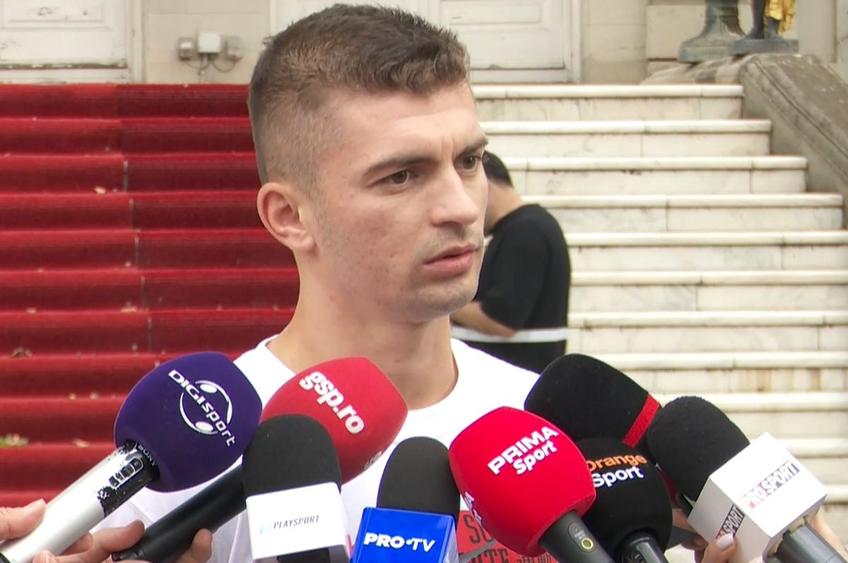 Florin Tănase a venit azi la Palatul lui Gigi Becali din Aleea Alexandru. Cei doi n-au discutat despre o posibilă revenire a mijlocașului la FCSB, fostul căpitan al roș-albaștrilor susține că în această săptămână va semna cu o altă echipă.