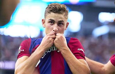 La Barcelona se naște o nouă stea! Xavi îl luase doar ca să completeze lotul: „Tati, se spune că mă vrea acum. Dacă mă lași, eu plec”