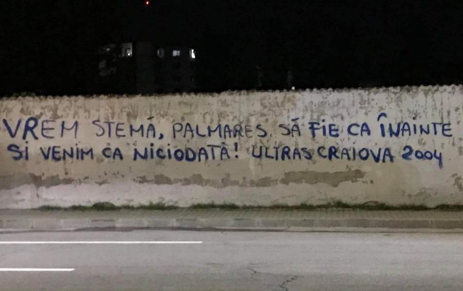 Suporterii din „Ultras 2004 Craiova” au un mare deziderat / Sursă foto: Facebook Intervenție în forță în disputa de la Craiova » Luare rară de poziție a unei facțiuni istorice: „Să rămână o singură echipă în spatele căreia să stăm cu toții, ca altădată”