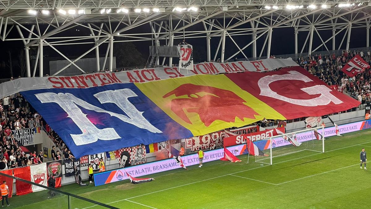 Ce au pregătit fanii lui Dinamo pentru meciul cu Sepsi