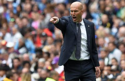 Interviu cu „Maestrul” Zinedine Zidane, realizat de o jurnalistă care i-a urmărit toată cariera. „Nu e posibil să antrenezi imaginația. E instinct”