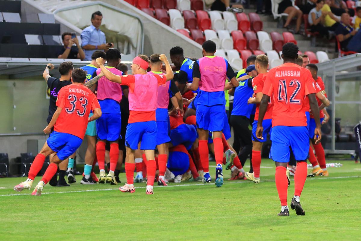 FCSB primește de la UEFA o sumă uriașă dacă ajunge în grupa de Liga Campionilor » Câți bani încasează Becali în celelalte 3 scenarii