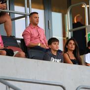 Familia lui Elias Charalambous la meciul Maccabi Tel Aviv - FCSB. FOTO: Ionuț Iordache (GSP)