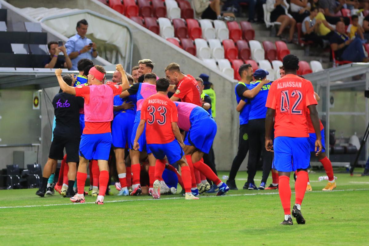 FCSB primește de la UEFA o sumă uriașă dacă ajunge în grupa de Liga Campionilor » Câți bani încasează Becali în celelalte 3 scenarii