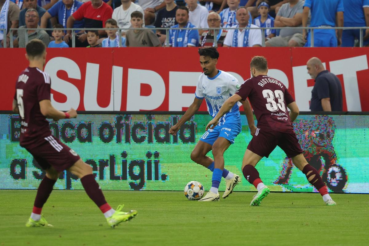 Universitatea Craiova - Sarajevo 4-0 » Calificare fulminantă în turul III din Conference League, după o seară de vis a lui Assad Al Hamlawi!