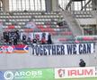 U Cluj - Ararat-Armenia, imagini din startul partidei // Scenografie specială + Emil Boc, în tribune // foto: Andrei Furnigă (GSP)