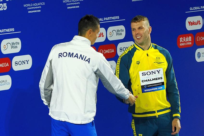 David Popovici, alături de Kyle Chalmers // foto: Roxana Fleșeru (GSP), din Singapore